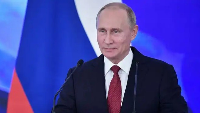 普京罕见松口承认恋爱！铁汉柔情背后，藏着怎样的权力与人性密码？