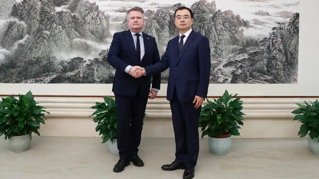 乌克兰第一副外长北京表态：坚定恪守一个中国原则，中乌关系迎来关键转折点？