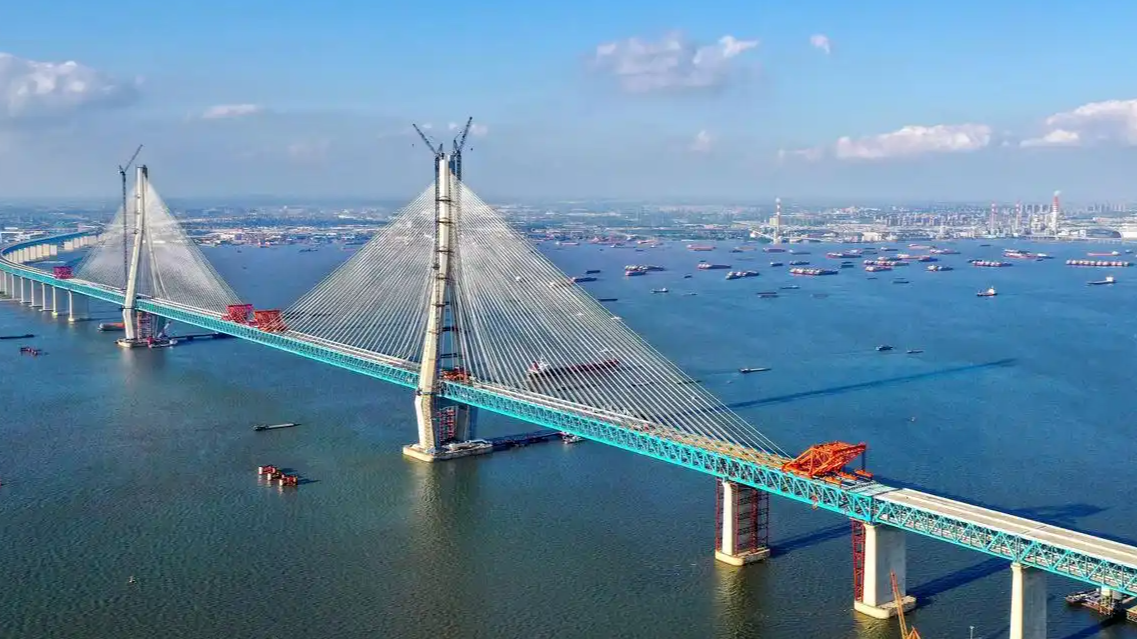 中国桥又“上新”了！这些黑科技让世界直呼“基建狂魔”开挂了