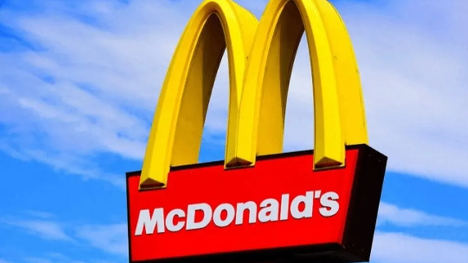 涨价也挡不住“麦门信徒”：年轻人到底在为什么买单？