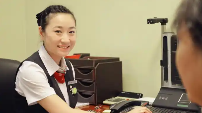 智能客服“迷宫”何时休？别让用户再和人工客服玩“躲猫猫”！