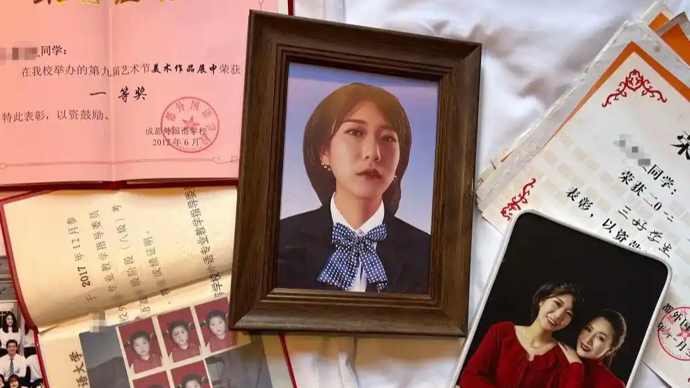 死刑缓期!家门口遇害案凶手为何“免死”?法院披露三大关键依据,真相刺痛人心